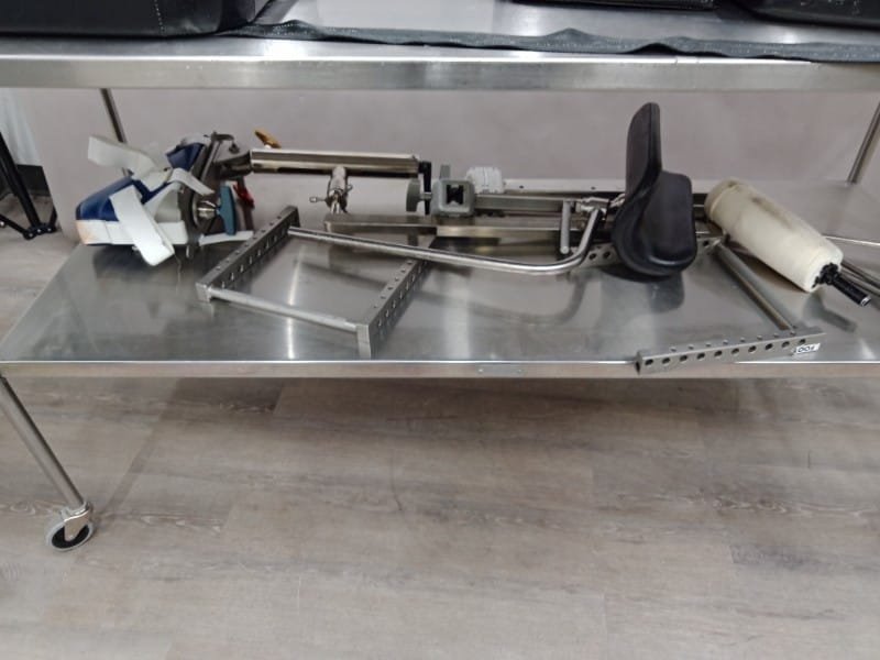 Mizuho OSI 5890 Modular Table