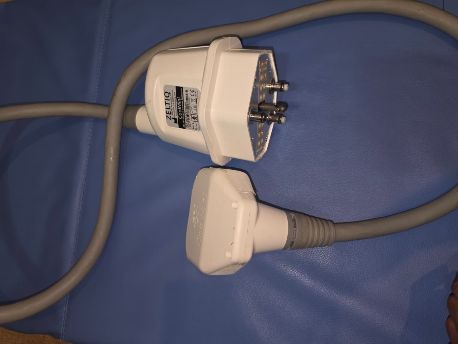 ZELTIQ AESTHETICS CoolSculpting CoolMini Vacuum Applicator BRZ-AP2-020-000 with Cable