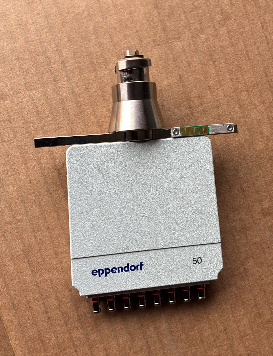 Eppendorf epMotion 5075 Liquid Handling Workstation