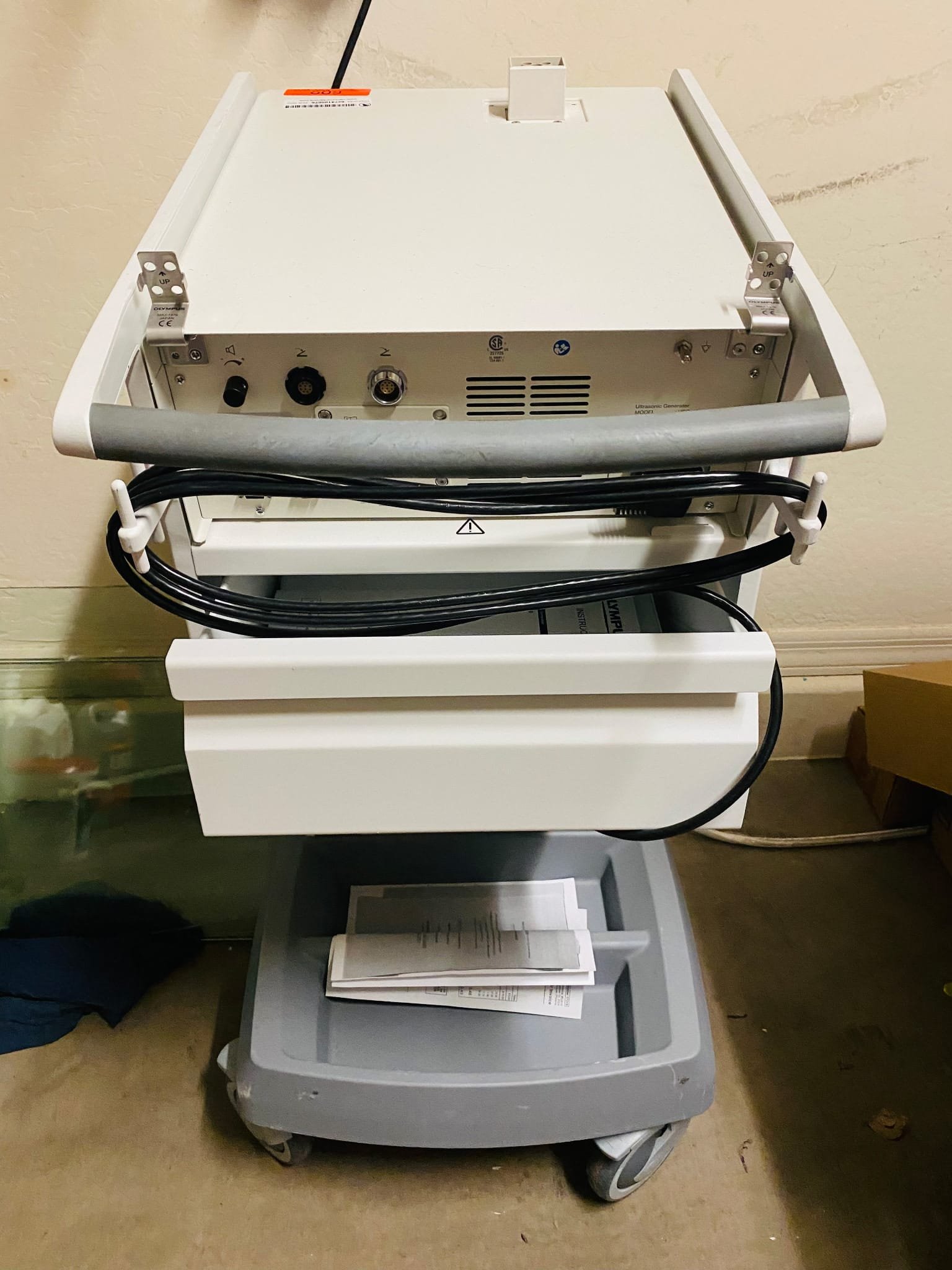 Olympus USG-400 Ultrasound Generator
