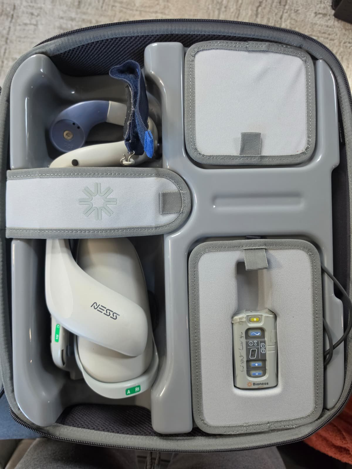 Bioness NESS H200 Wireless Hand Rehabilitation System H2W-5500 Right Large Complete Kit