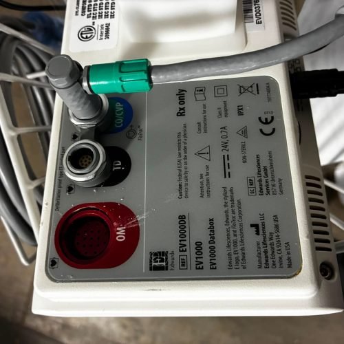 Edwards Lifesciences EV1000 Clinical Platform setup. I can identify the EV1000M monitor, EV1000DB Databox (5)